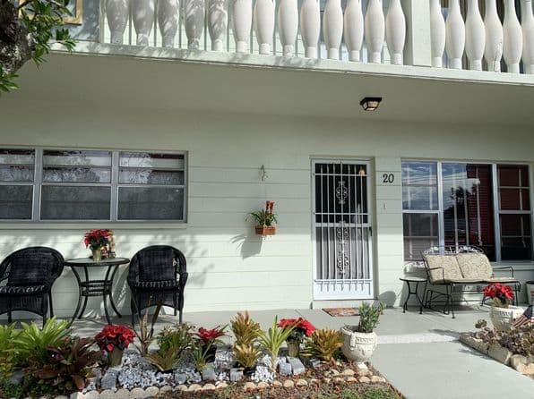 2292 Costa Rican Dr APT 20, Clearwater, FL 33763