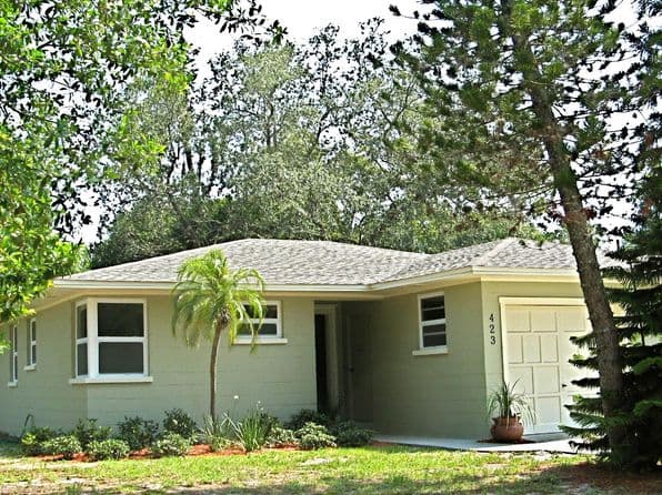 423 Wildwood Way, Belleair, FL 33756