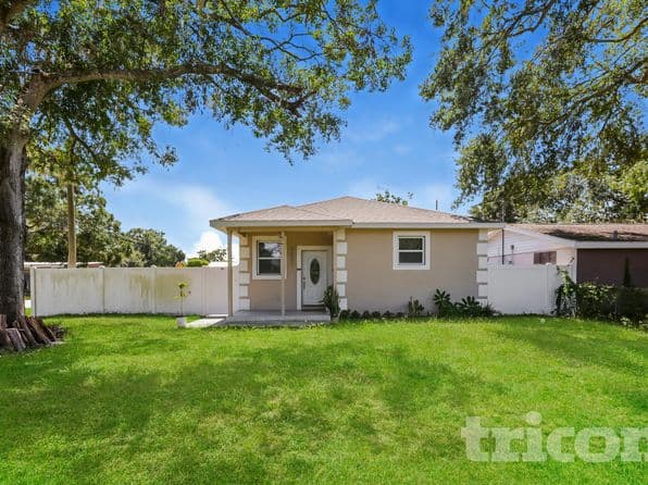 9021 Riverview Dr, Riverview, FL 33578