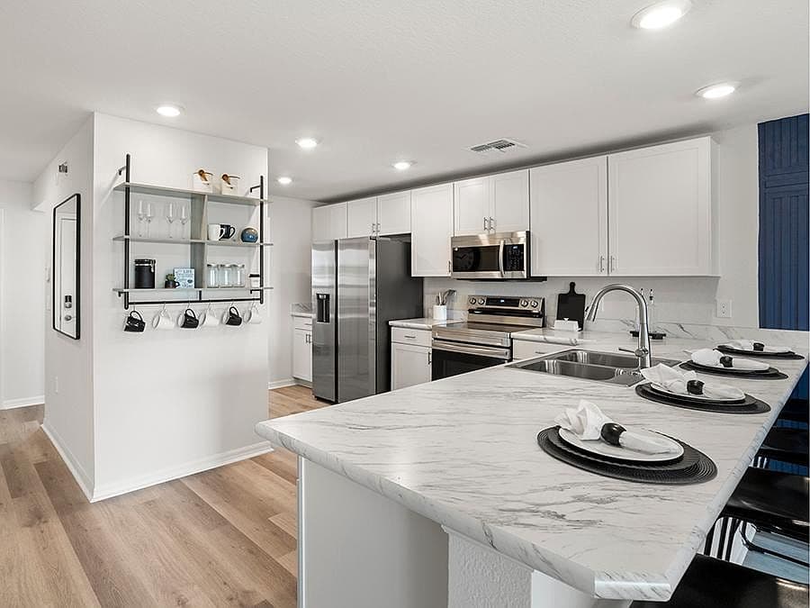 219 Turtle Bay Ave, Winter Haven, FL 33881 - Thumbnail 4