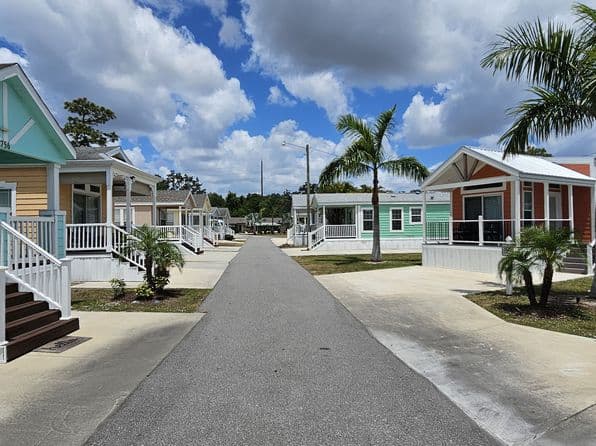 1377 Creek Cir, Kissimmee, FL 34744