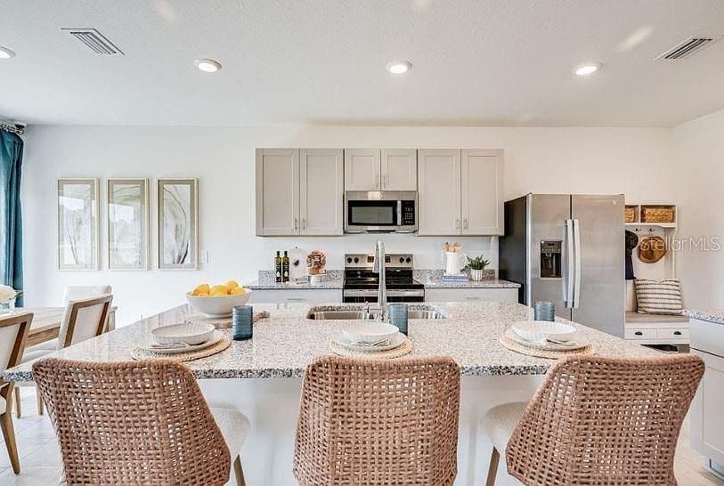 7416 Sandstone Dr, Groveland, FL 34736 - Thumbnail 5