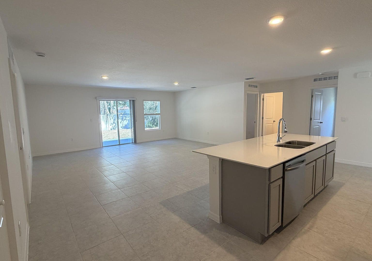 13 Bradford Ct, Kissimmee, FL 34759 - Thumbnail 3