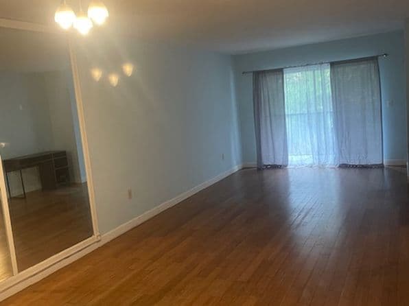 3077 Casa Del Sol Cir APT 204, Clearwater, FL 33761