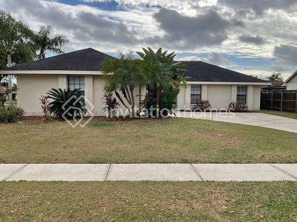 5102 Garden Vale Ave, Tampa, FL 33624