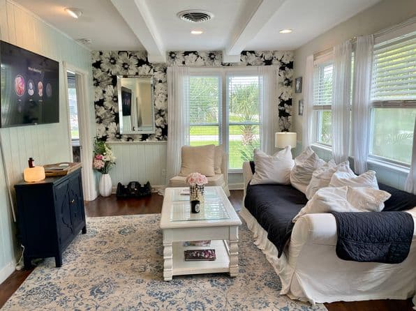 3319 W Paul Ave, Tampa, FL 33611