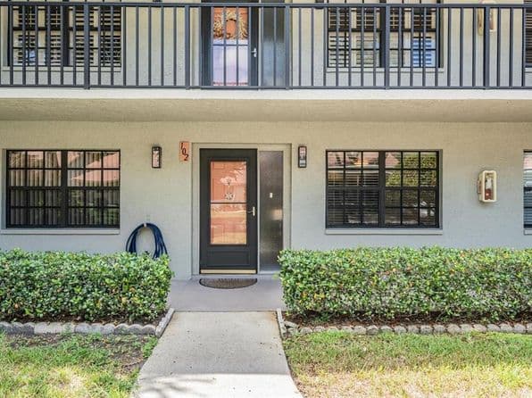 2020 Lakeview Dr APT 102, Clearwater, FL 33763