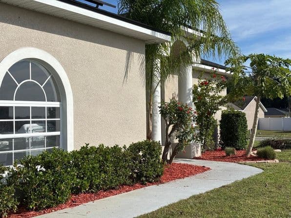 616 Valencia Ct, Dundee, FL 33838