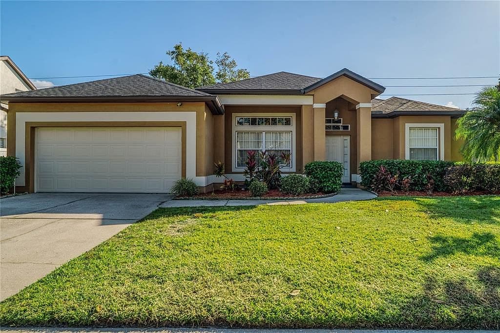 403 Lake Amberleigh Dr, Winter Garden, FL 34787