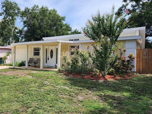 1155 7th St N, Safety Harbor, FL 34695