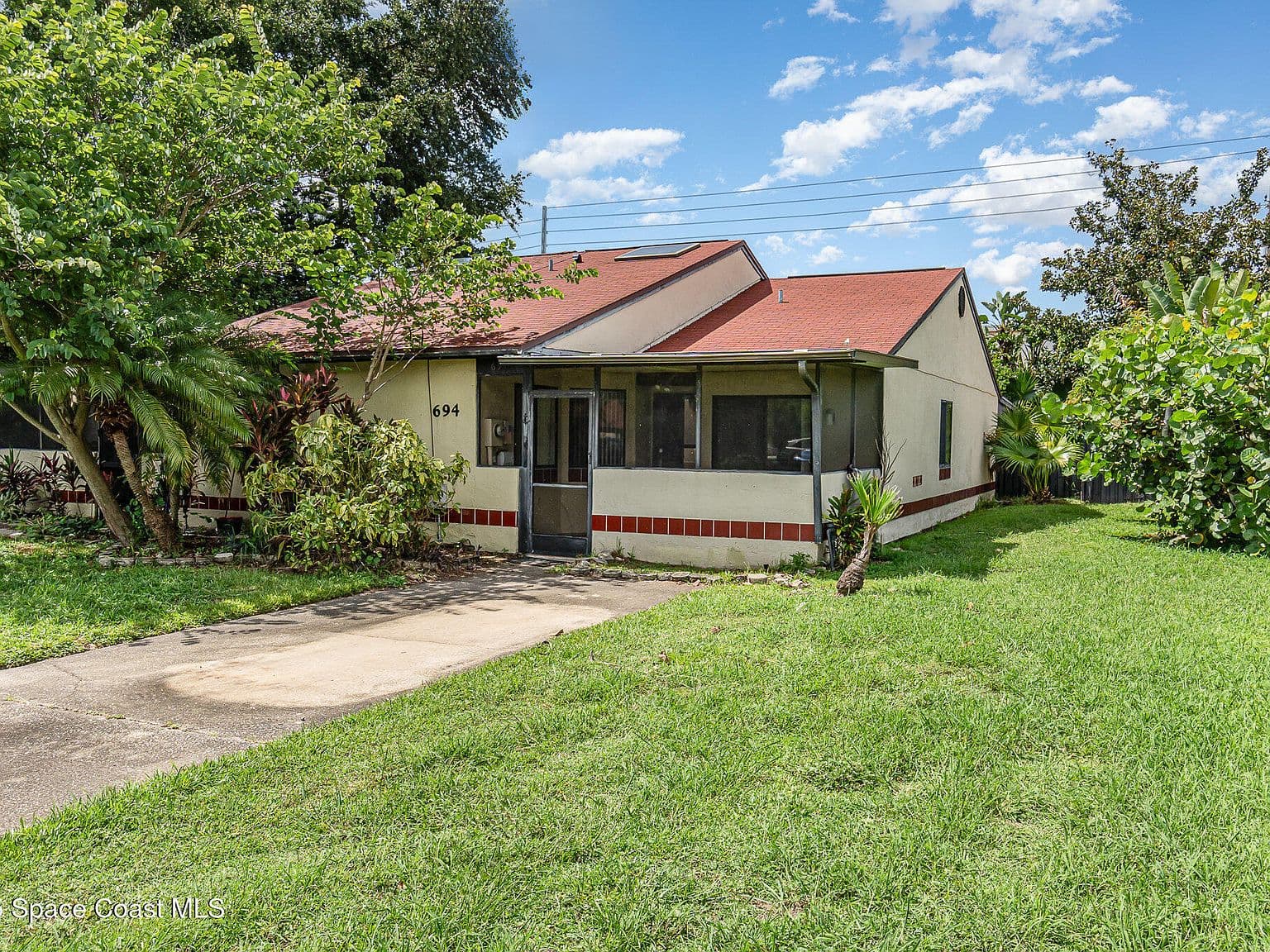 694 Golden Sunshine Cir, Orlando, FL 32807