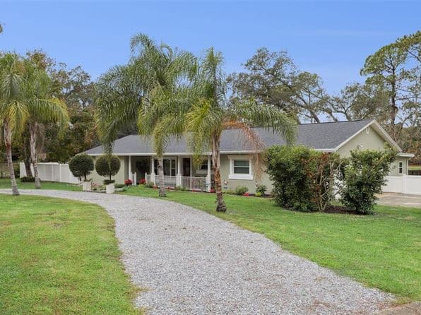 530 Lake Bingham Rd, Lake Mary, FL 32746